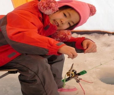 Wakasagi Ice Cave Fishing Tour Sahoro Wakasagi Ice Cave Fishing Tour Sahoro