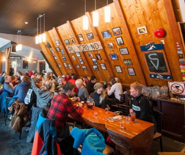 People enjoying apres ski at popular Griz Bar People enjoying apres ski at popular Griz Bar