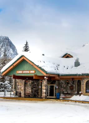 Lake Louise Inn Exterior