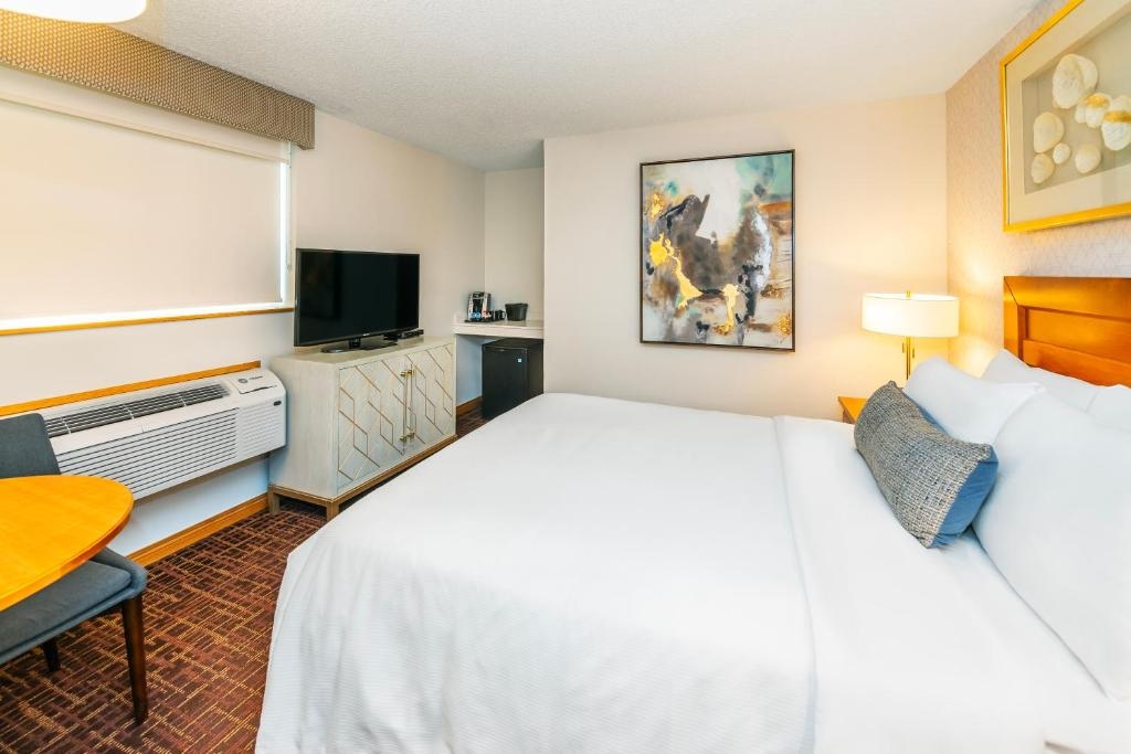 Banff Inn Double Room